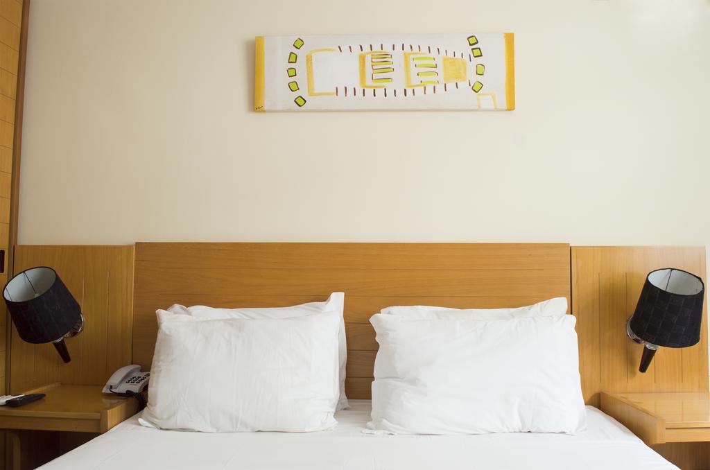 Apartamentos Deluxe Ponta Negra Beach Natal Dış mekan fotoğraf