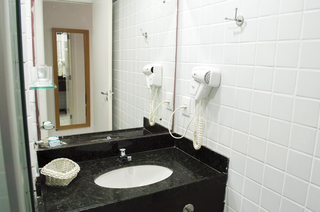 Apartamentos Deluxe Ponta Negra Beach Natal Dış mekan fotoğraf